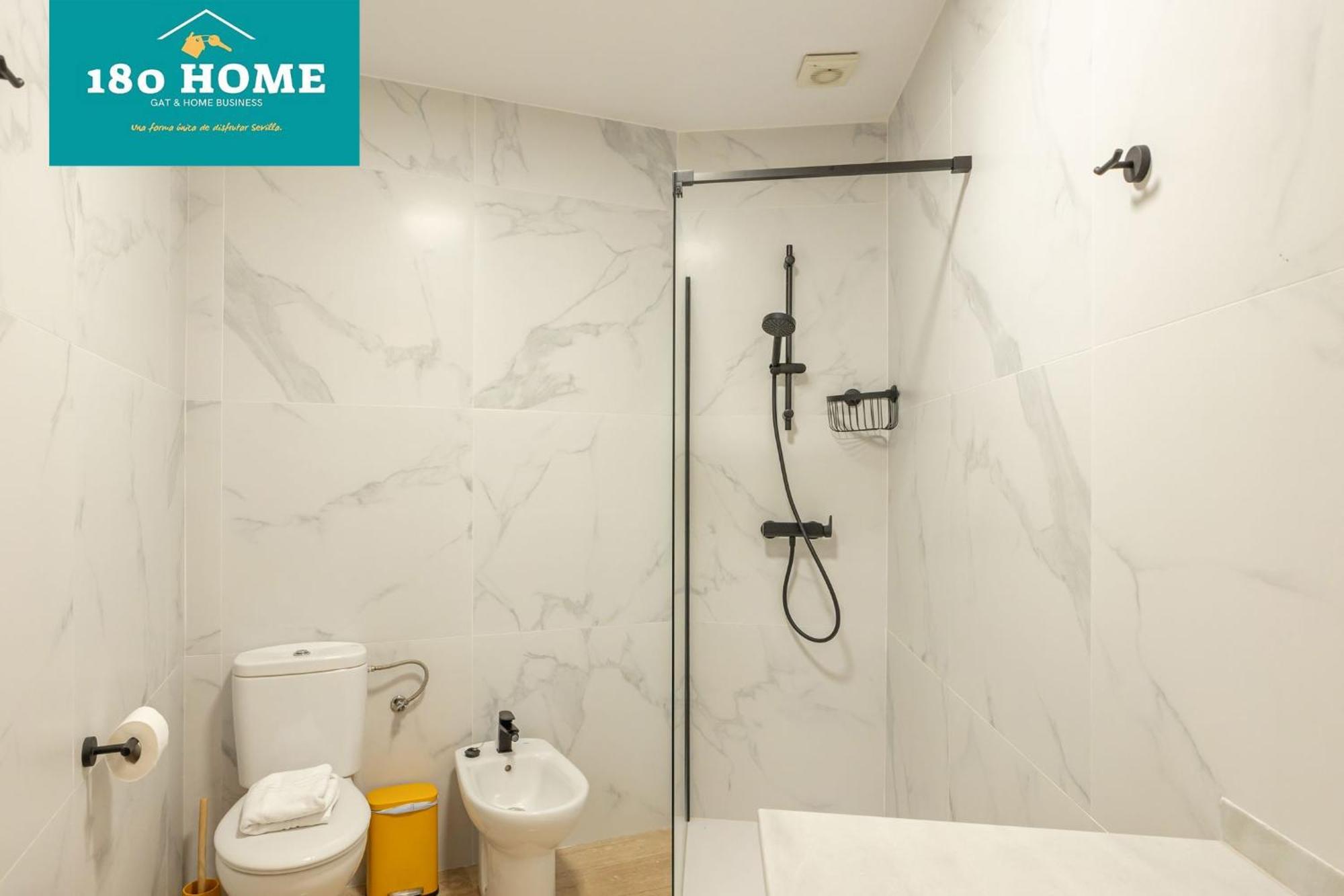 180 Home Goyeneta Luxury Seville Ngoại thất bức ảnh