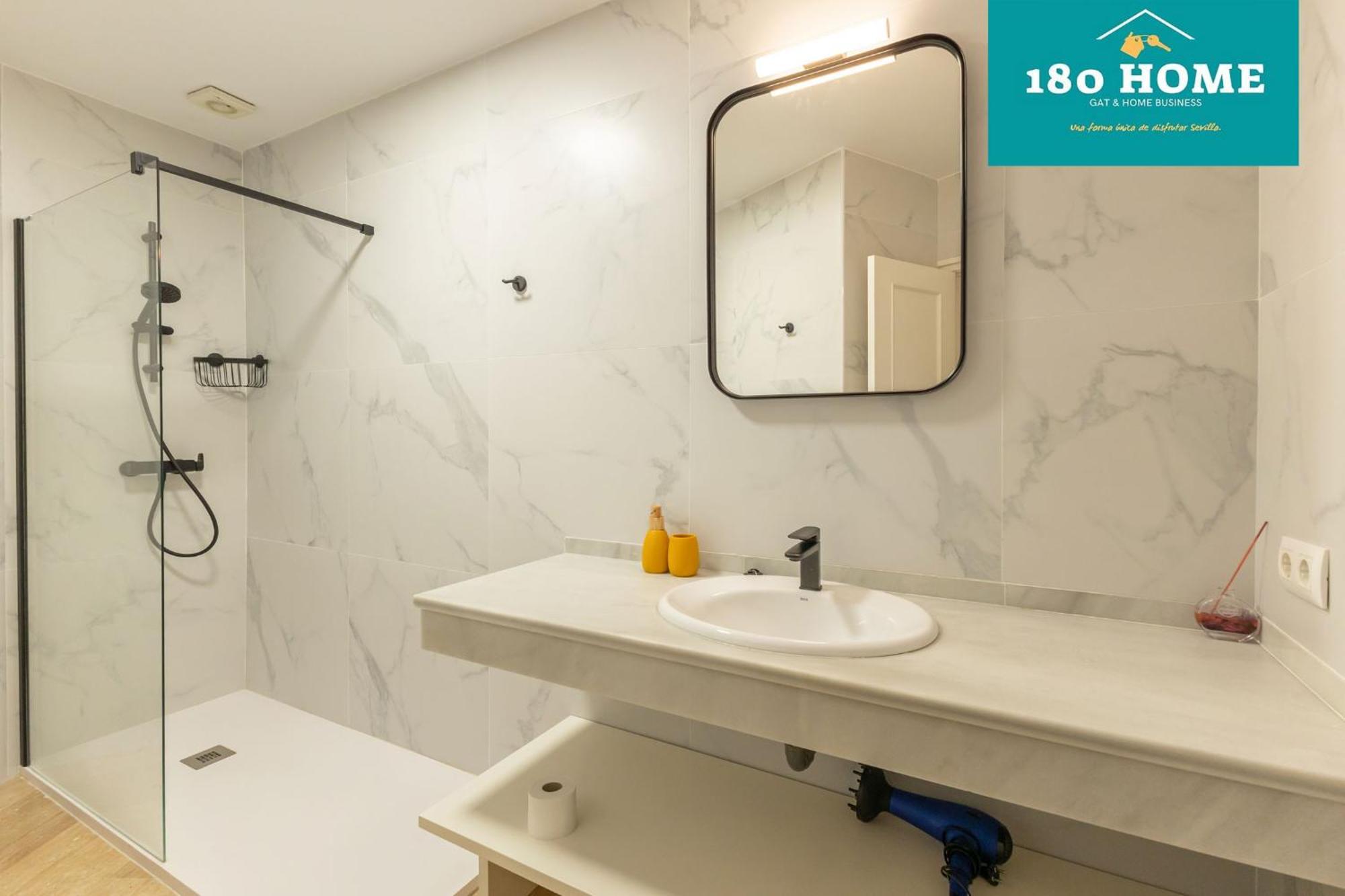 180 Home Goyeneta Luxury Seville Ngoại thất bức ảnh
