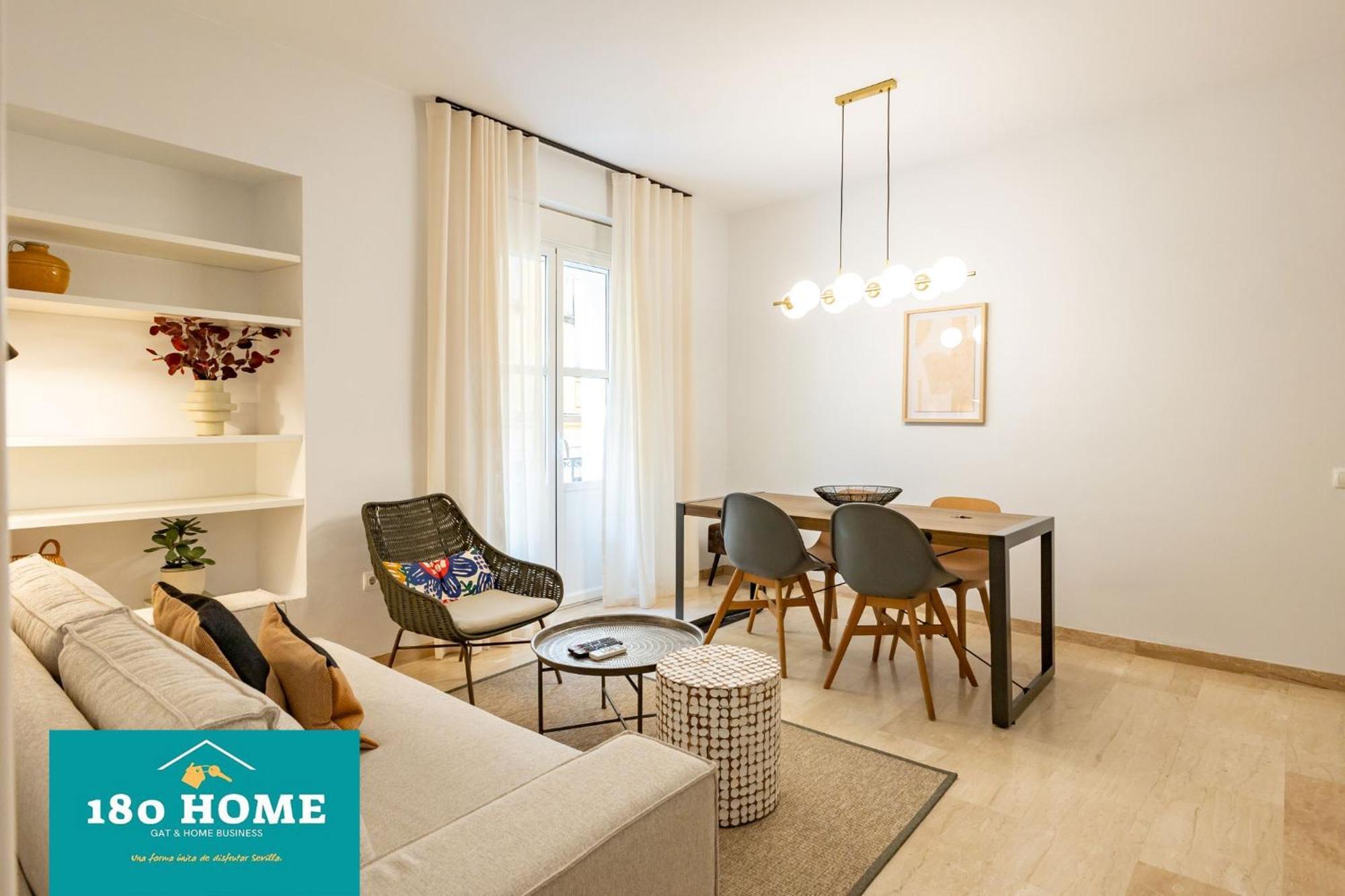 180 Home Goyeneta Luxury Seville Ngoại thất bức ảnh
