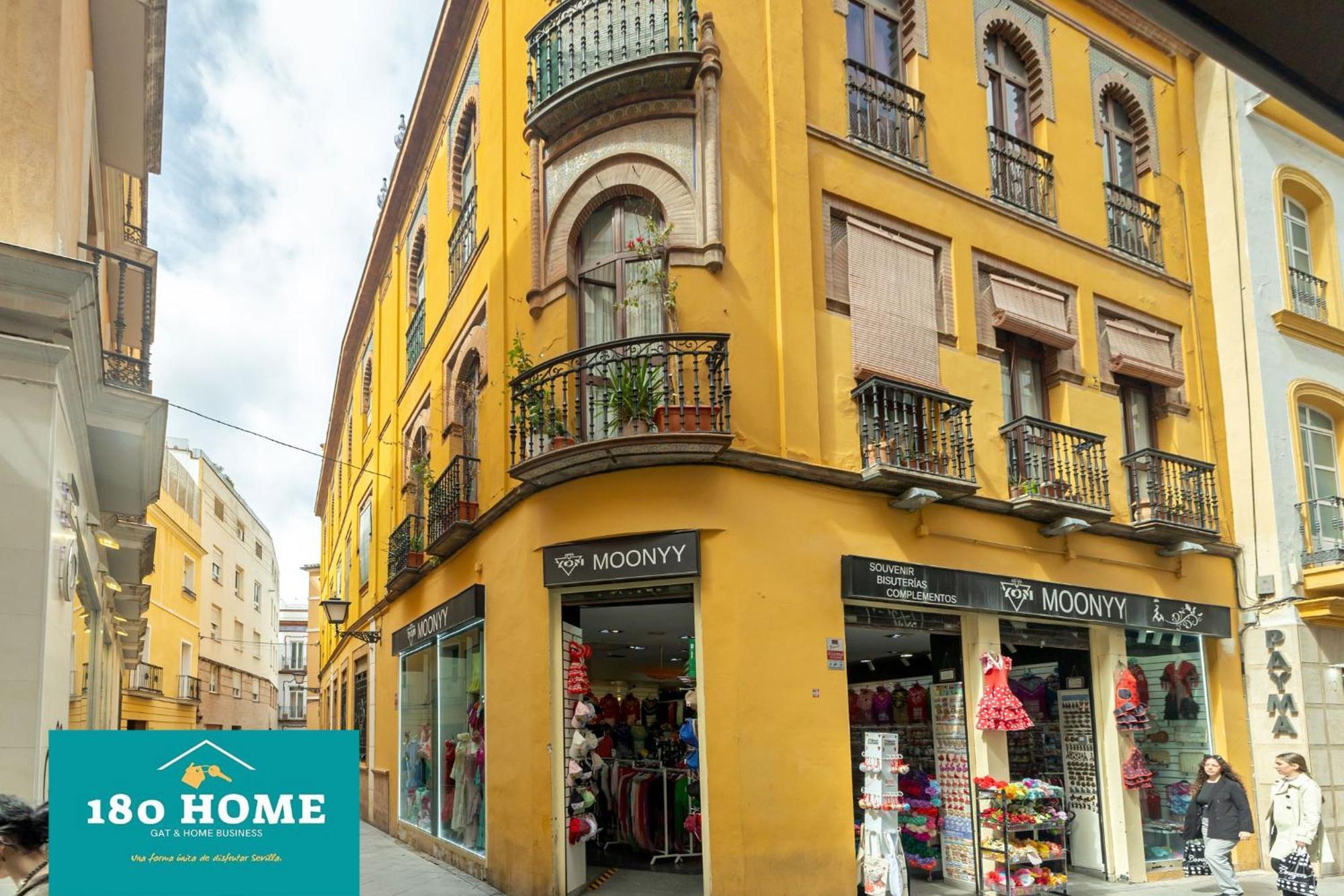 180 Home Goyeneta Luxury Seville Ngoại thất bức ảnh